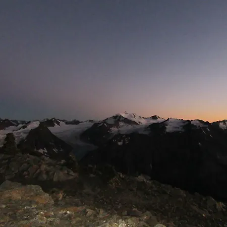 Neuner Charlotte Incl Skidepot An Der Hochzeigerbahn Wenns