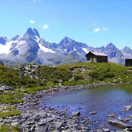 شقة Neuner Charlotte Incl Pitztal Sommercard فينس