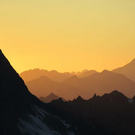 Lägenhet Neuner Charlotte Incl Skidepot An Der Hochzeigerbahn Wenns