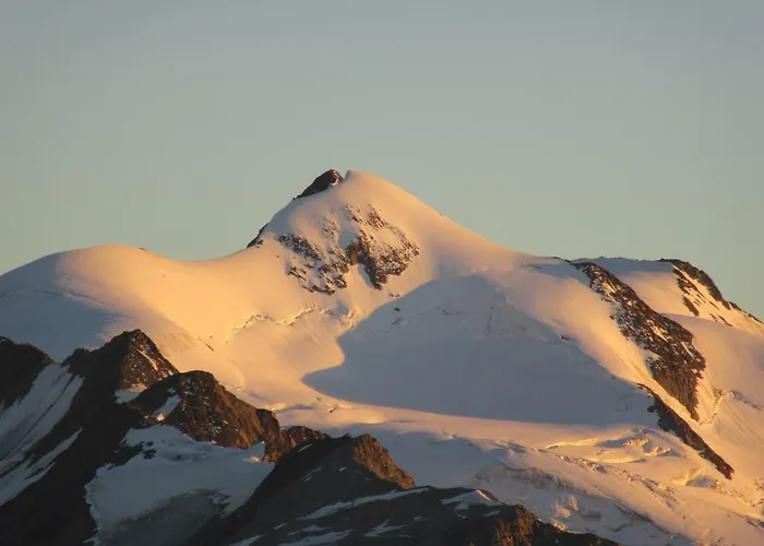 Neuner Charlotte Incl Skidepot An Der Hochzeigerbahn * 웬스