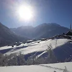 Neuner Charlotte Incl Skidepot An Der Hochzeigerbahn Appartement Wenns