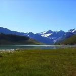Neuner Charlotte Incl Skidepot An Der Hochzeigerbahn