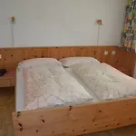 Appartement Neuner Charlotte Incl Skidepot An Der Hochzeigerbahn *